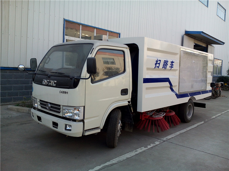 掃路車(chē)